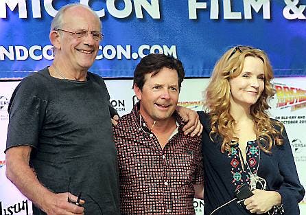 Christopher Lloyd, Michael J. Fox og Lea Thompson fra "Tilbage til fremtiden" blev genforenet i 2015.