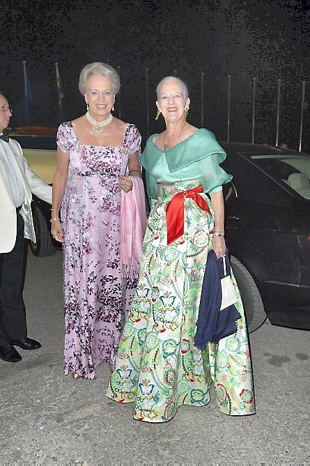 Prinsesse Benedikte og dronning Margrethe til guldbryllup i Grækenland.