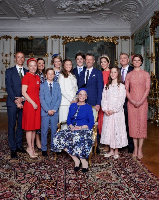 https://imgix.billedbladet.dk/hkh_prinsesse_isabellas_konfirmation_01_0039_iartiklen.jpg