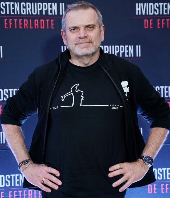 https://imgix.billedbladet.dk/hvidstengruppen_2_premiere_roed_loeber_sh_bb35_15dec21_iartiklen.jpg