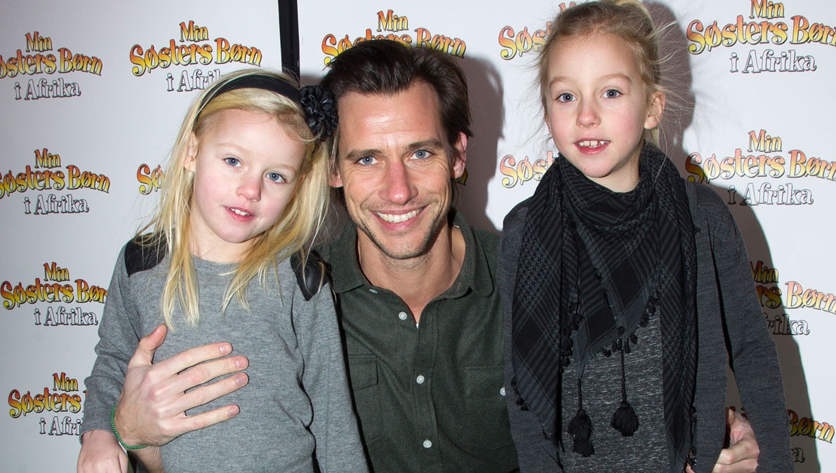 Christian Bitz med døtrene Filippa og Bianca