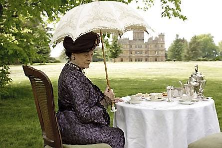 Maggie Smith er enkefru Crawley i "Downton Abbey".