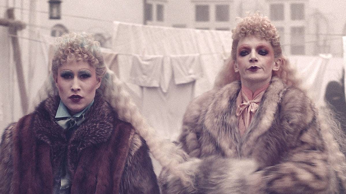 Rosalinde Mynster og Molly Blixt Hasselflug-Egelind.