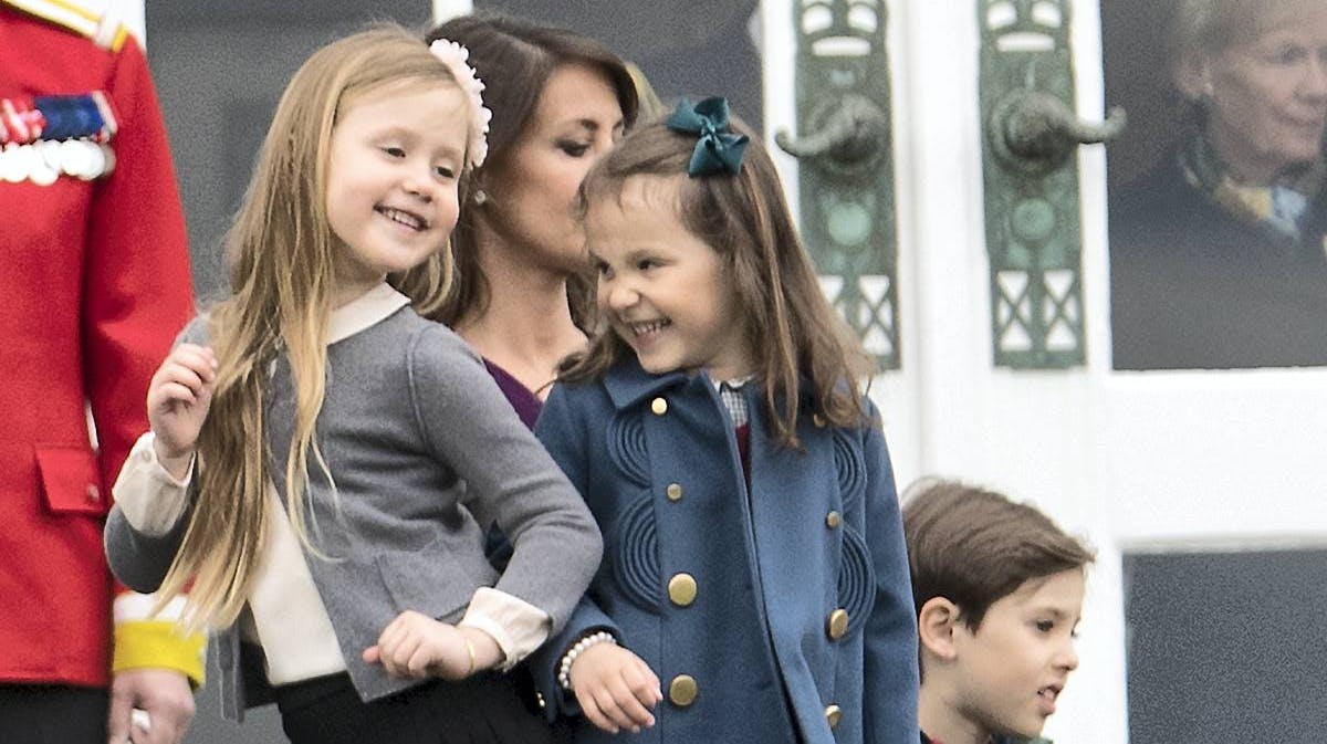 Prinsesse Isabella, prinsesse Athena