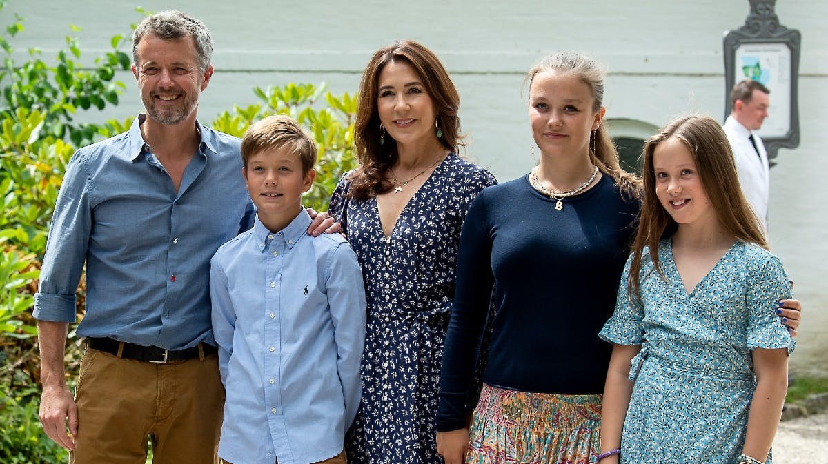 Kronprinsfamilien på Graasten Slot denne sommer. 