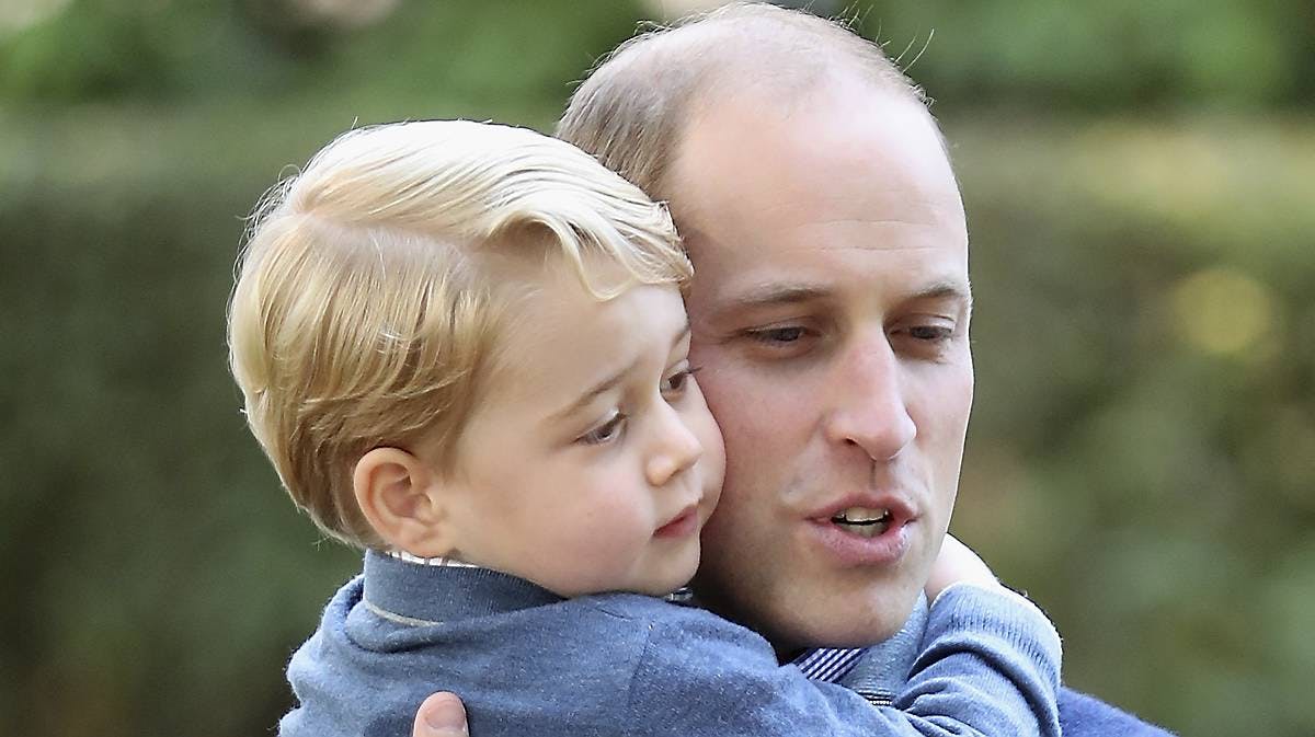 Prins William med prins George.