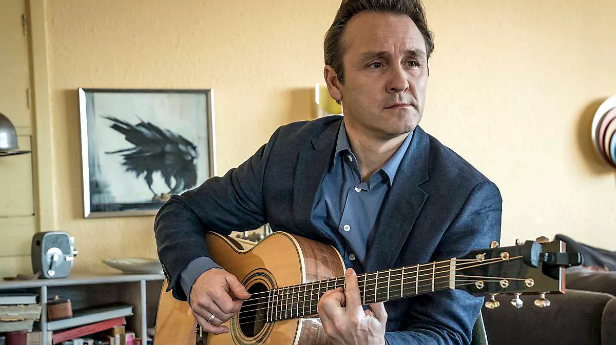 Lars Ranthe Der Rausch Badehotellets Lars Ranthe: Elsker at spille rockguitar | BILLED-BLADET