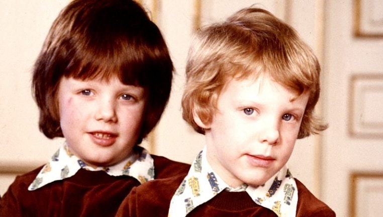 Kronprins Frederik og prins Joachim som børn i 1974