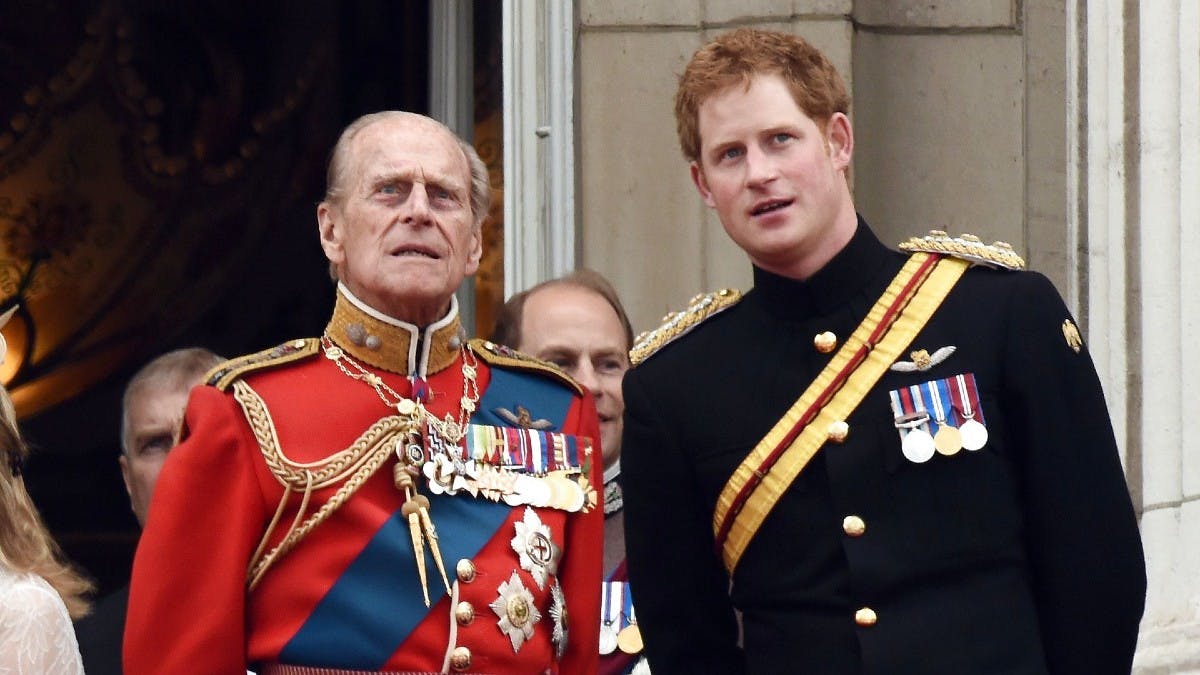Prins Philip og prins Harry ved Trooping of the Colour i 2014.