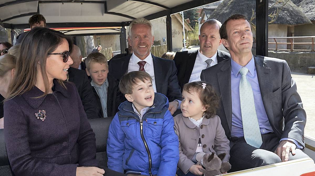 Prins Joachim med børnene.