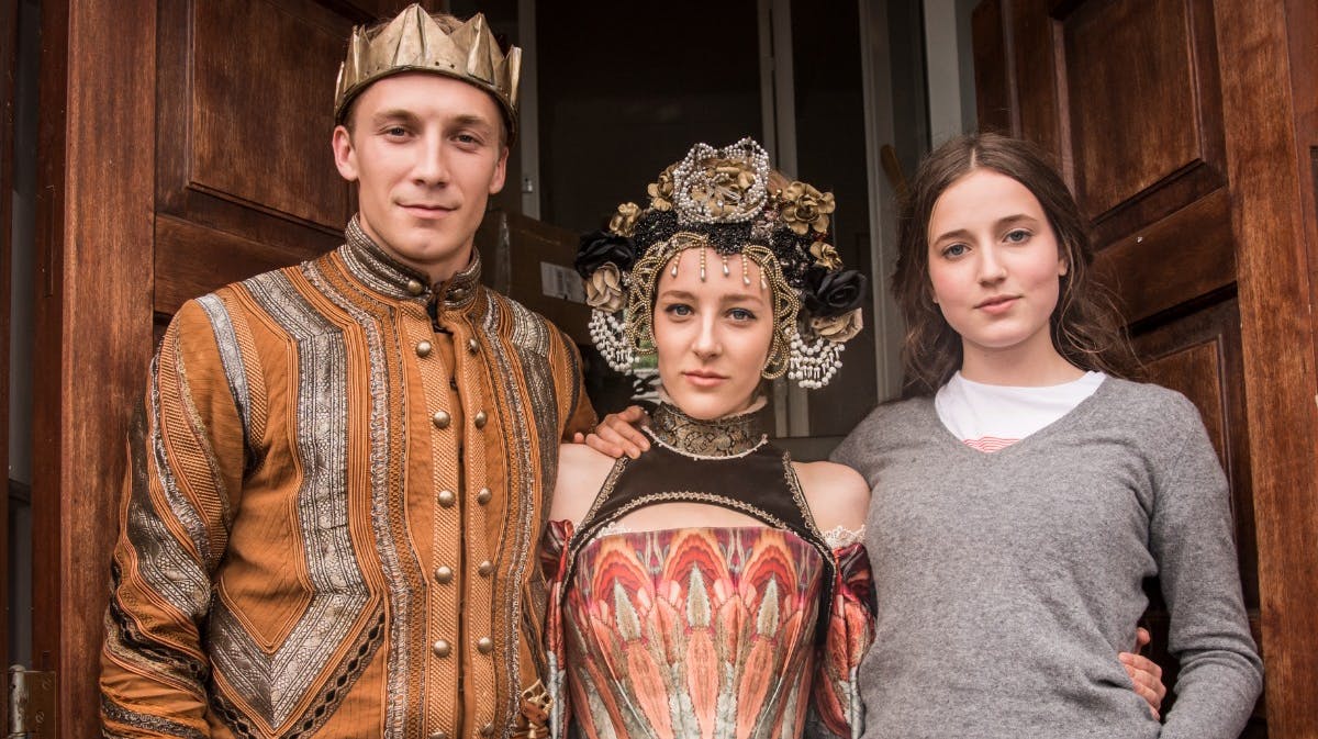 Andreas Jessen, Caroline Vedel og Fanny Bornedal i "Den Anden Verden"