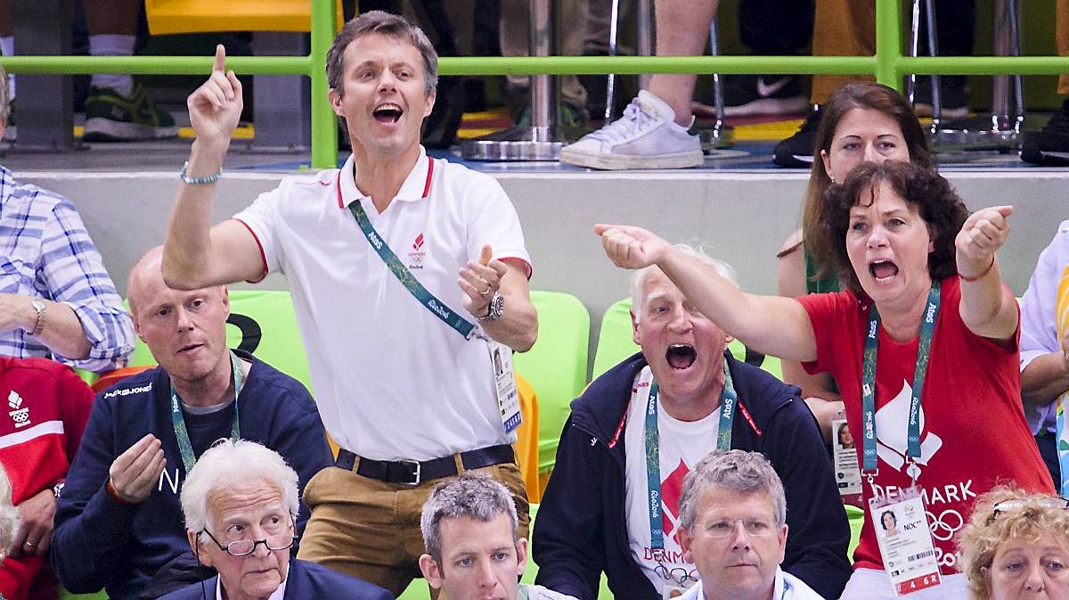 Kronprins Frederik ved finalen i herrehåndbold ved OL i Rio 2016.