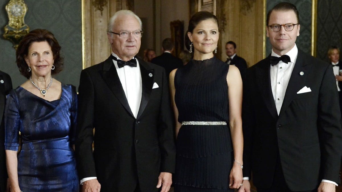 Kongeparret og kronprinsesseparret. 