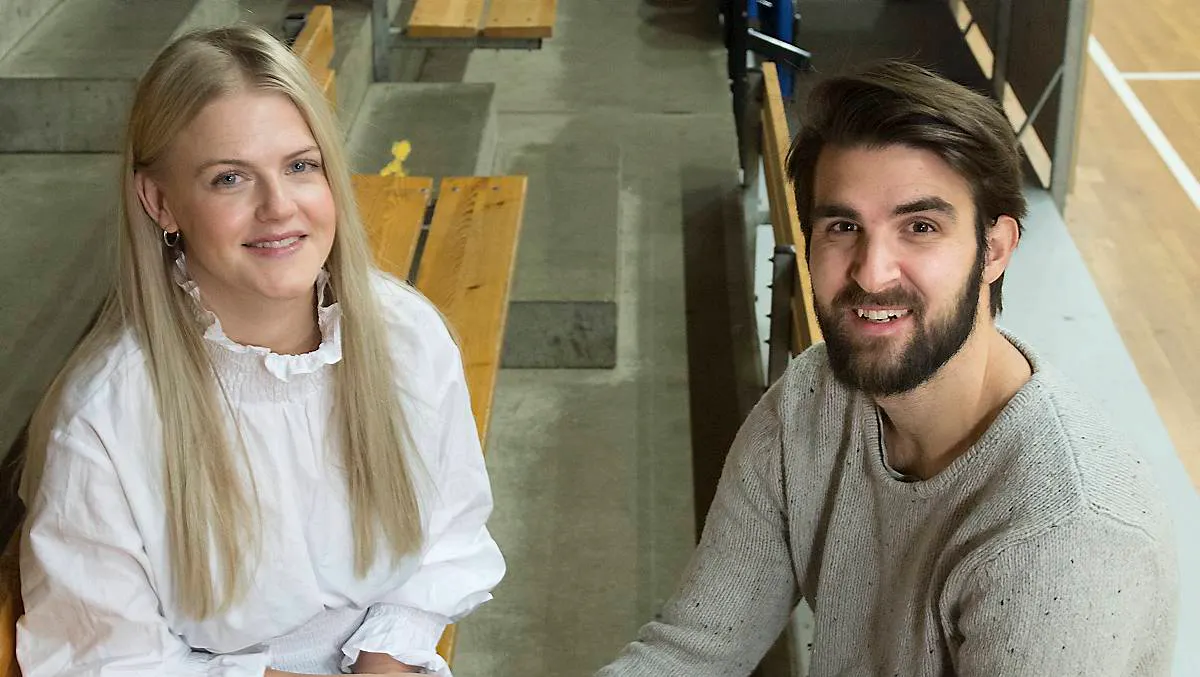Nybyggerne-par i babylykke: Deler det sødeste billede af deres nyfødte ...