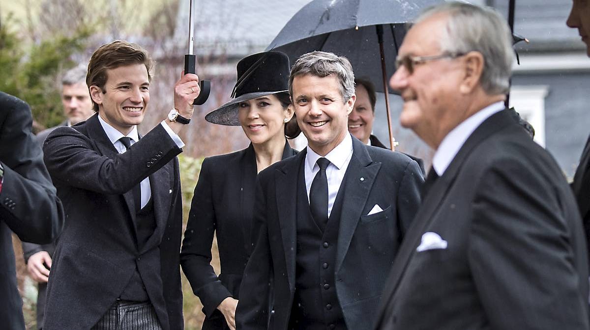 Kronprinsesse Mary, kronprins Frederik, prinsesse Marie og prins Henrik ved ankomsten til kirken i Berleburg.