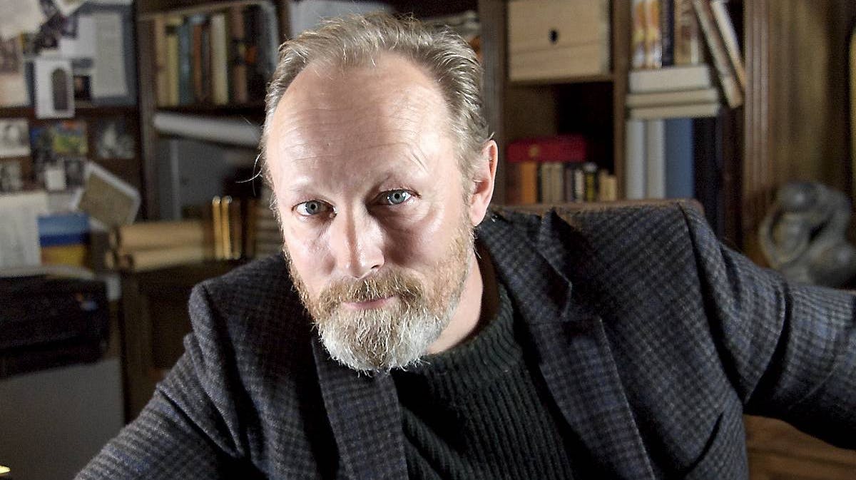 Lars Mikkelsen.