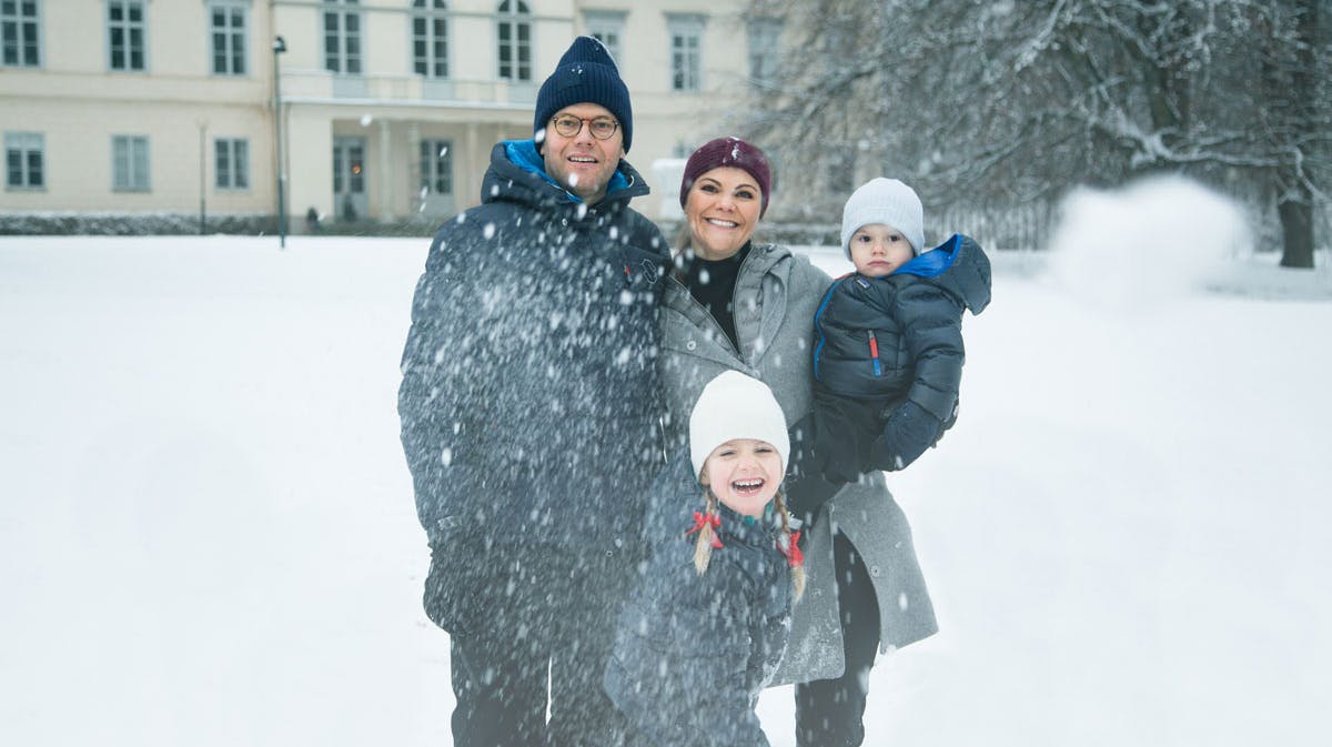 Prinsesse Estelle, prins Oscar, kronprinsesse Victoria og prins Daniel.