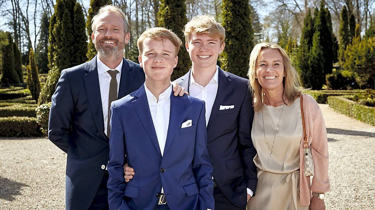 Lene Epersen med Robert og resten af familien