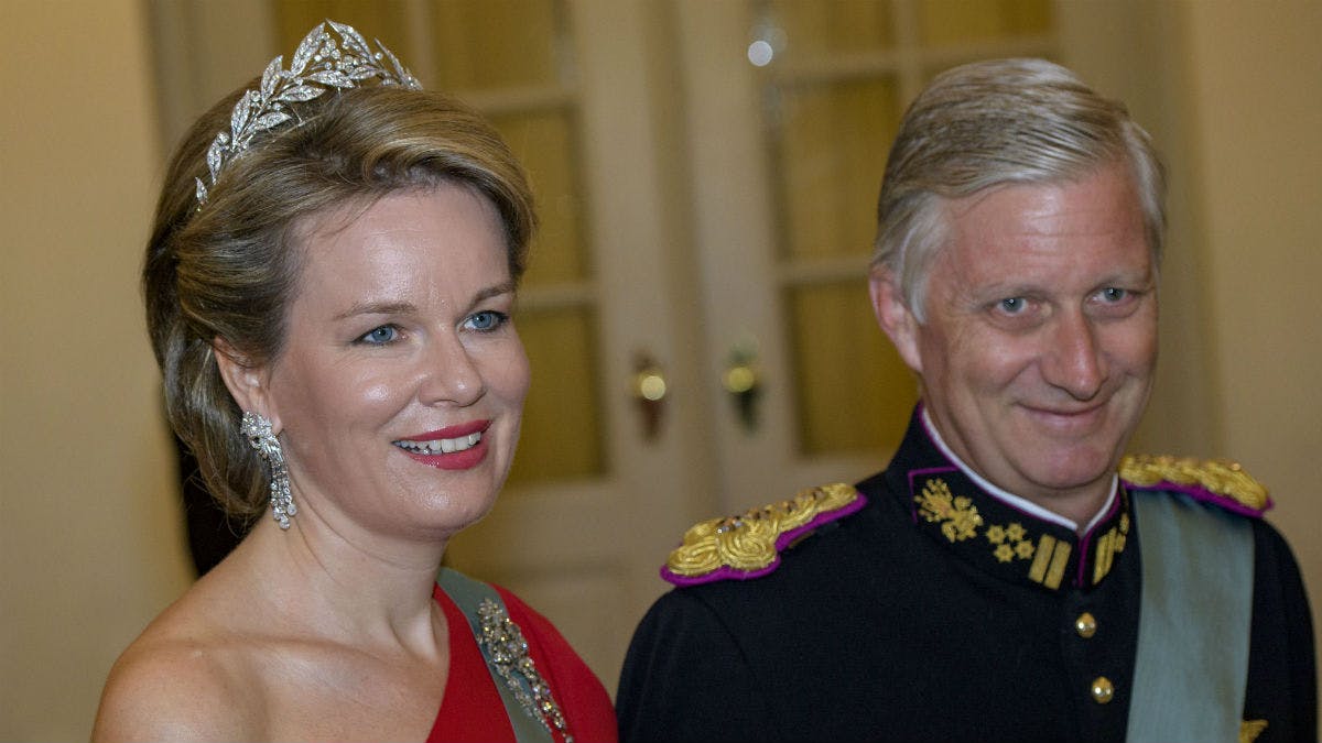 Dronning Mathilde og kong Philippe ved kronprins Frederiks 50-års fejring i 2018.&nbsp;