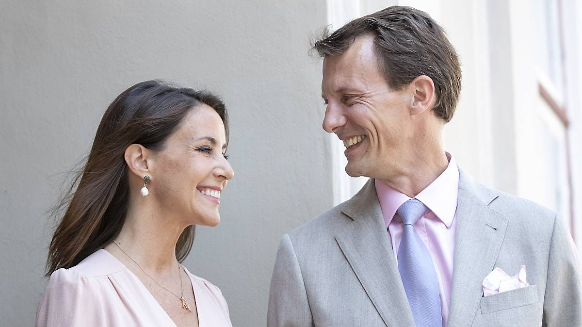 https://imgix.billedbladet.dk/media/article/20180529_fje_schackenborg_001.jpg