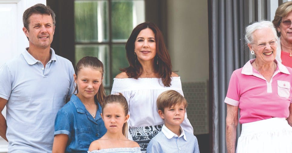 Kronprinsfamilien og dronning Margrethe