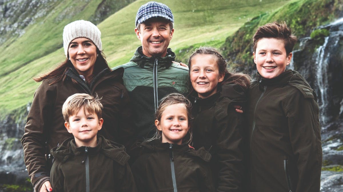 Kronprinsparret og deres fire børn