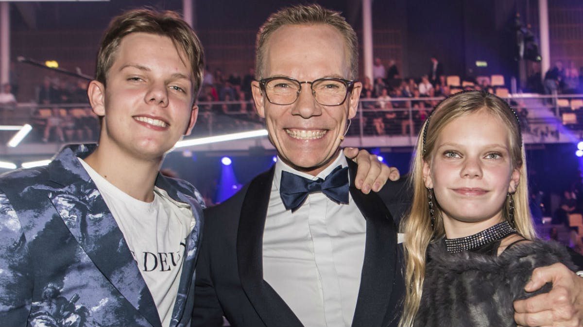 Jens Werner med børnene Nikolai og Isabella.