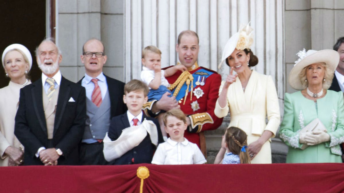 Den britiske kongefamilie ved fejringen Trooping the Colour. 