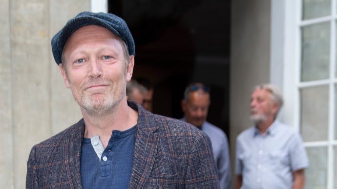 Lars Mikkelsen til premieren på "Helligtrekongersaften" i Grønnegårds Teatret. 