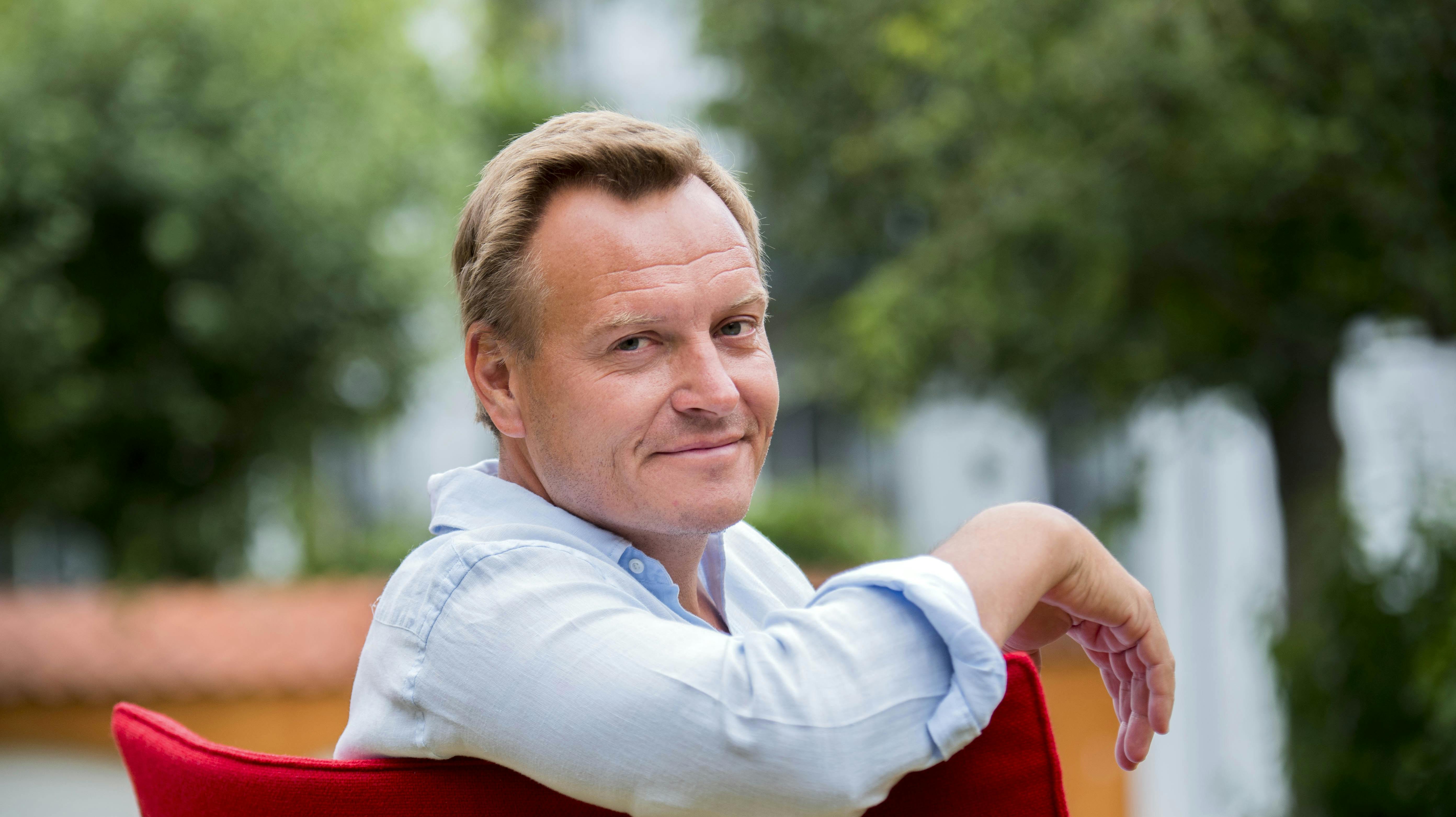 Rasmus Tantholdt i BILLED-BLADETS røde stol. 