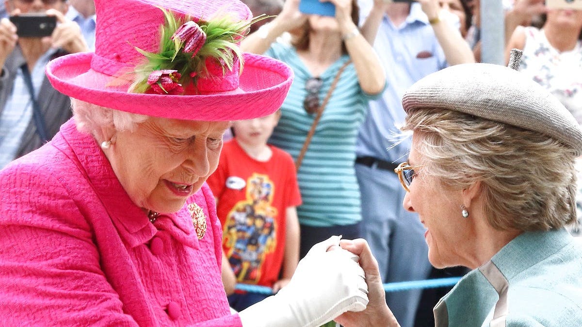 Dronning Elizabeth og hertuginde Birgitte af Gloucester