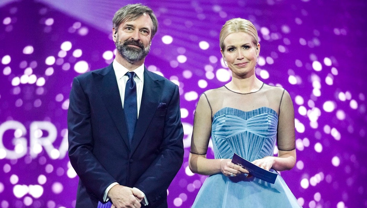 Martin Brygmann og Tina Müller som værter på Dansk Melodi Grand Prix 2021
