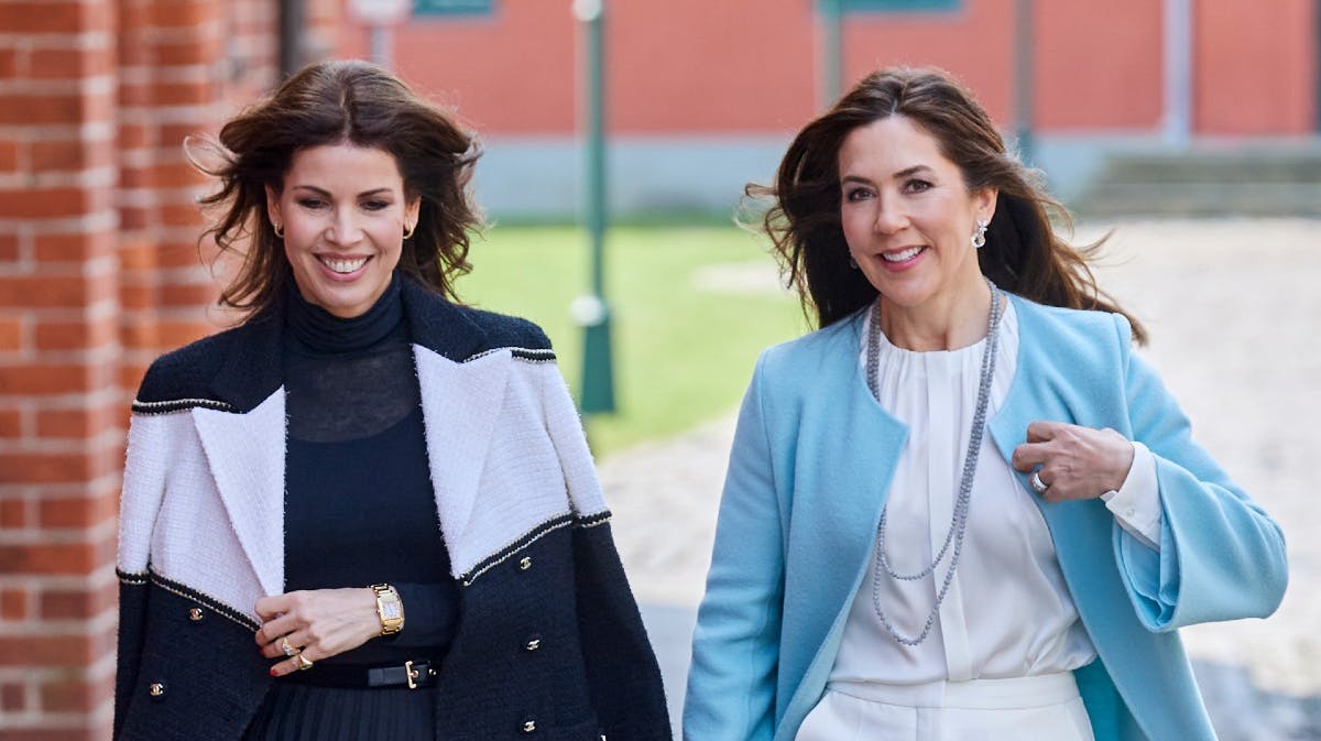 Baronesse Helle Reedtz-Thott og kronprinsesse Mary til konfirmationen på Herlufsholm.