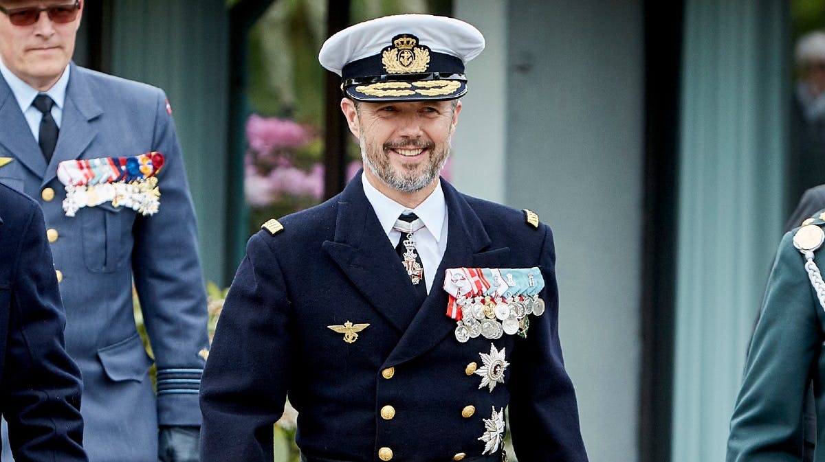 Kronprins Frederik under mindeceremonien på Bornholm.