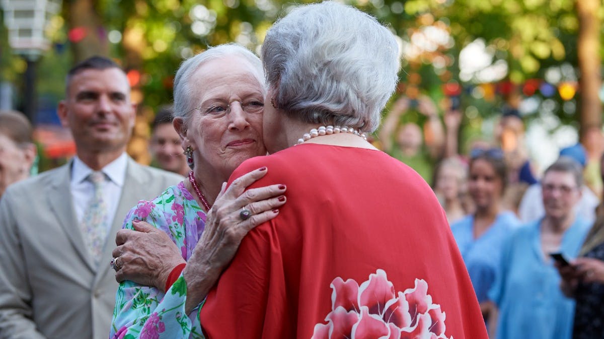 Dronning Margrethe og prinsesse Benedikte