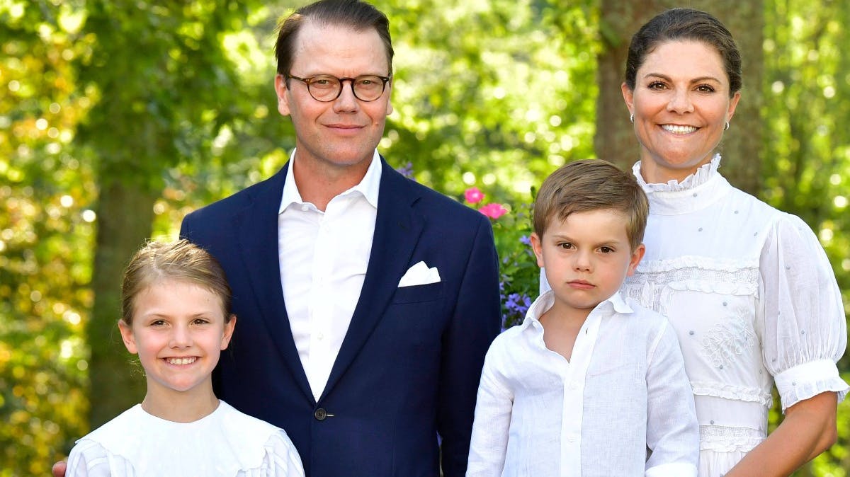 Prinsesse Estelle, prins Daniel, prins Oscar og kronprinsesse Victoria