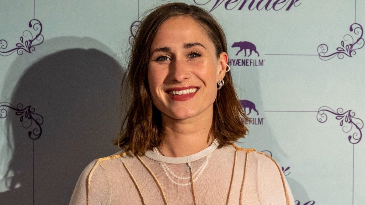 https://imgix.billedbladet.dk/media/article/20210721_dm_premiere_hvor_kragerne_vender_0030_1.jpg