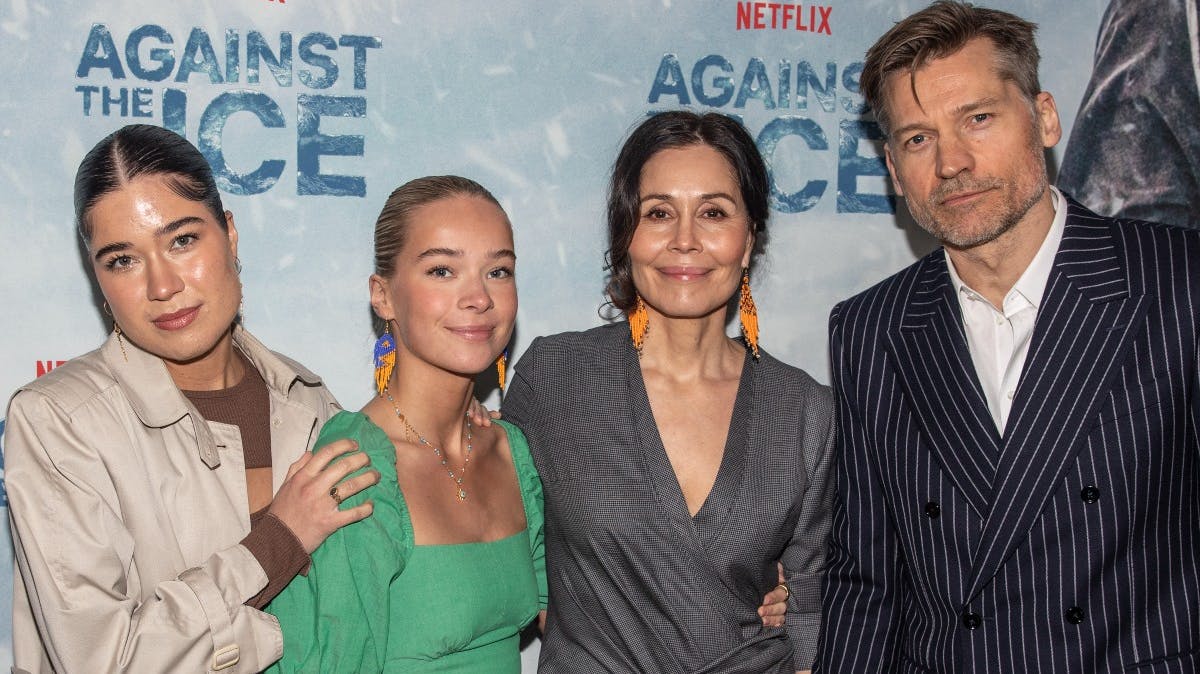 Nikolaj Coster-Waldau med hustru og døtre.