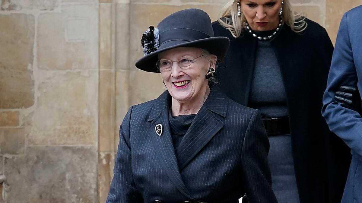 Dronning Margrethe efter mindehøjtideligheden i Westminster Abbey tirsdag.&nbsp;