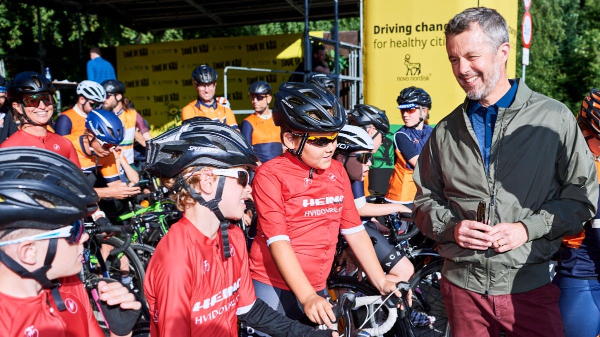 Veloplagt kronprins Frederik delte gode tips til unge cykelstjerner | BILLED-BLADET