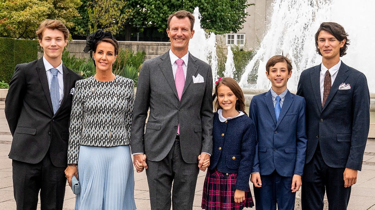 Prins Felix, prinsesse Marie, prins Joachim, prinsesse Athena, prins Henrik og prins Nikolai. 