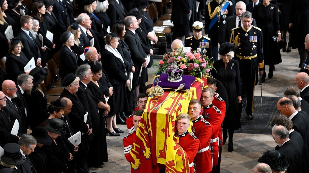 Intet var tilfældigt ved dronning Elizabeths begravelse. 