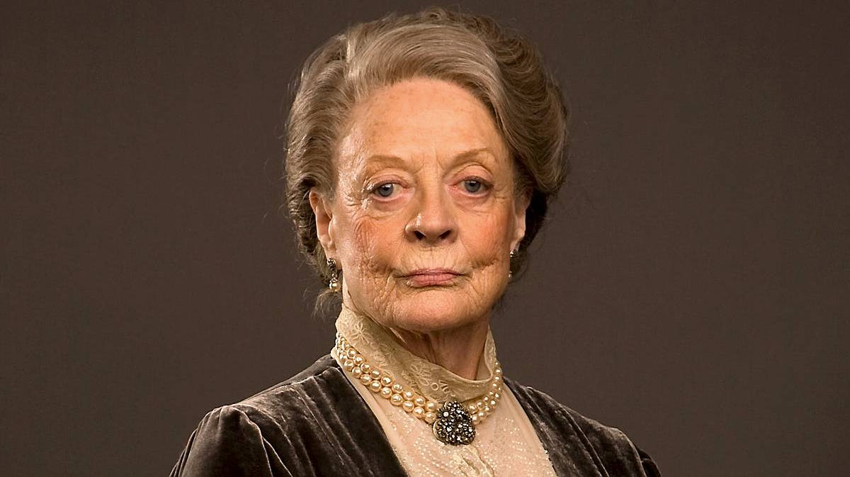 Maggie Smith som Violet Crawley i Downton Abbey