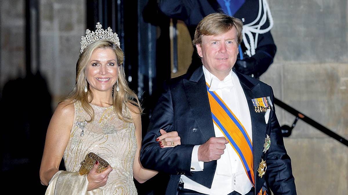 Dronning Maxima og kong Willem-Alexander klar til gallamiddag.