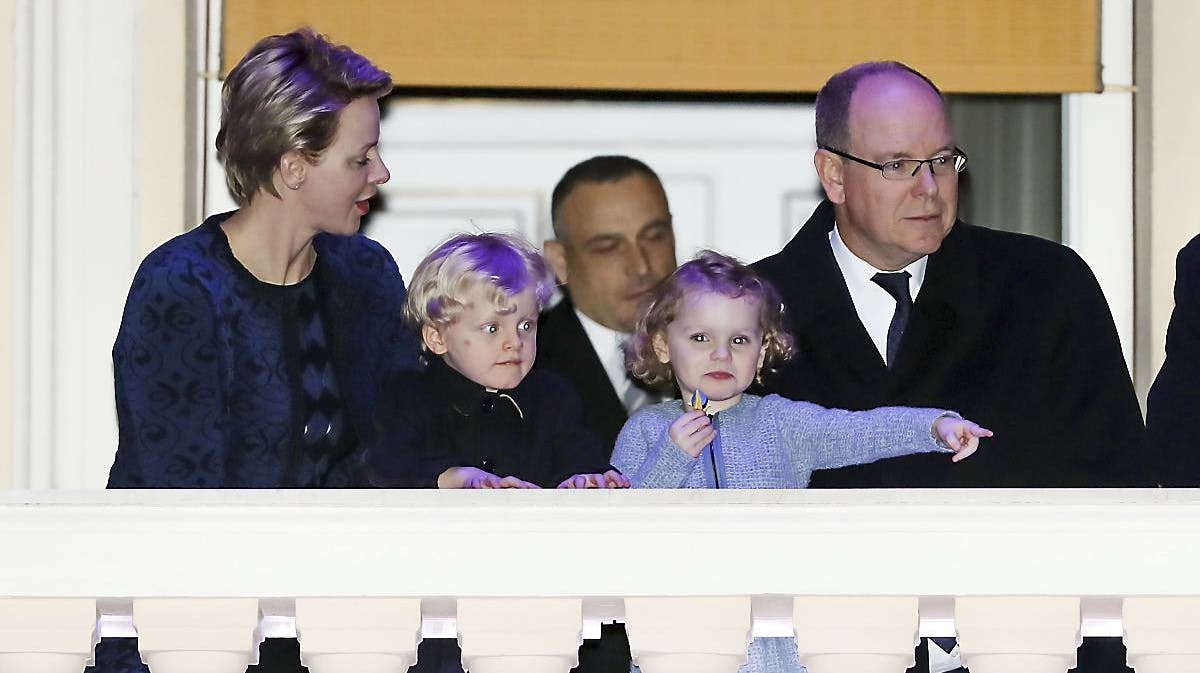 Fyrst Albert, fyrstinde Charlene, kronprins Jacques og prinsesse Gabriella