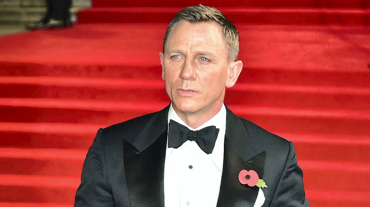 Daniel Craig