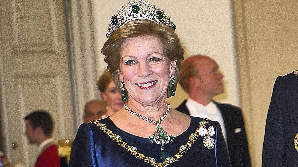 dronning anne-marie