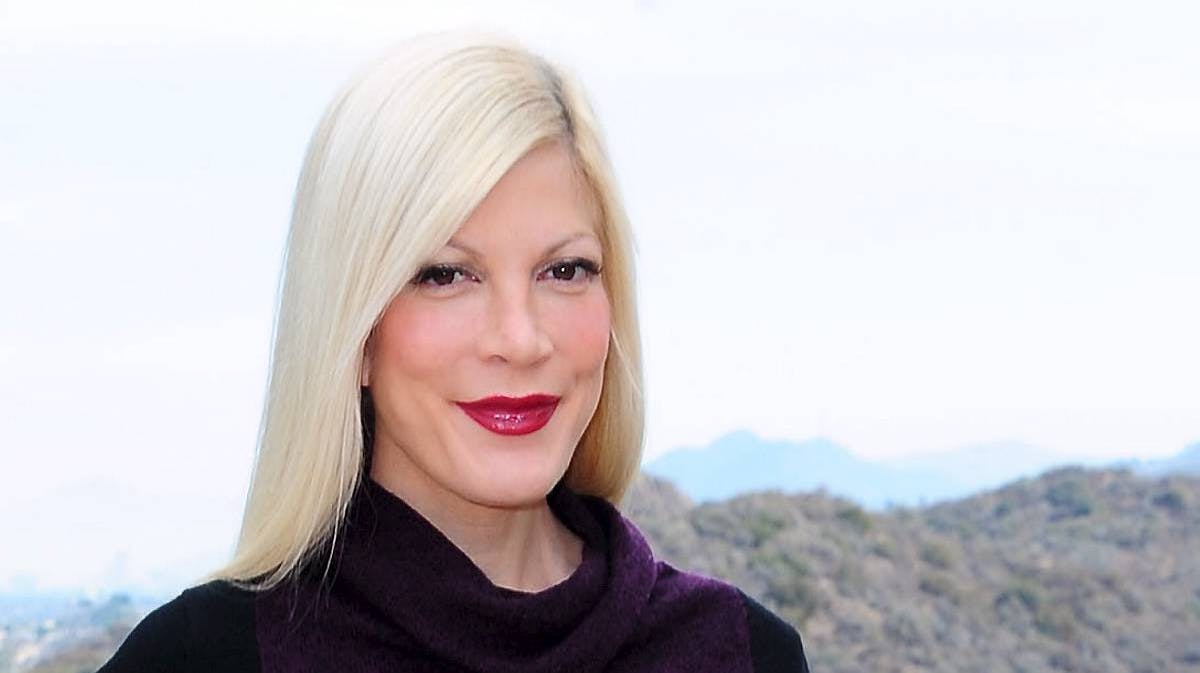 Tori Spelling.