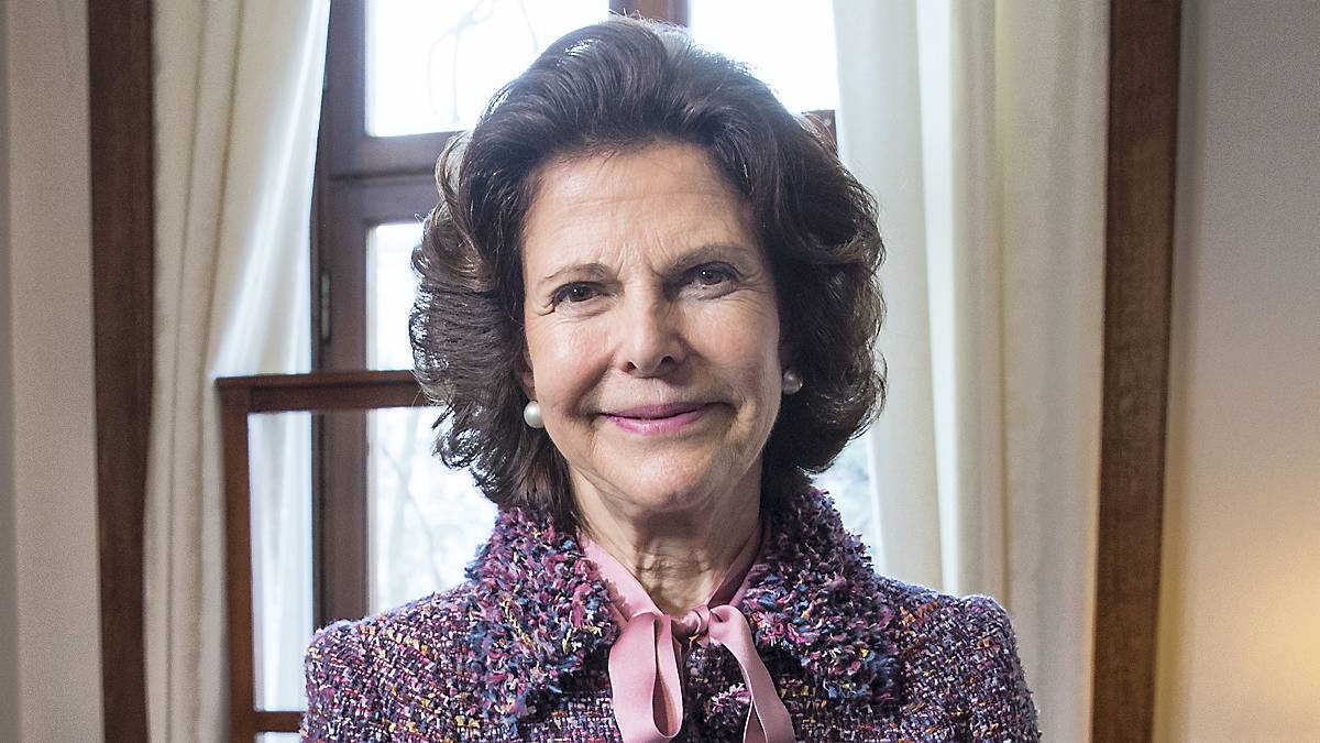 Dronning Silvia Nyder At Have Victoria, Daniel Og Børnene Hjemme Igen ...