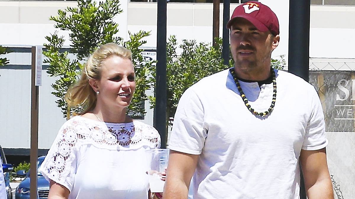 Britney Spears danner ikke længere par med David Lucado.